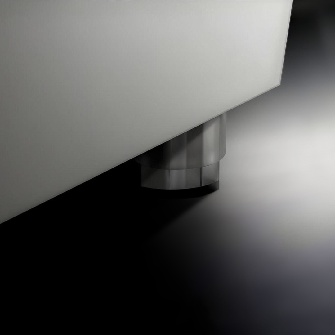 ICE BATH spa in garden setting