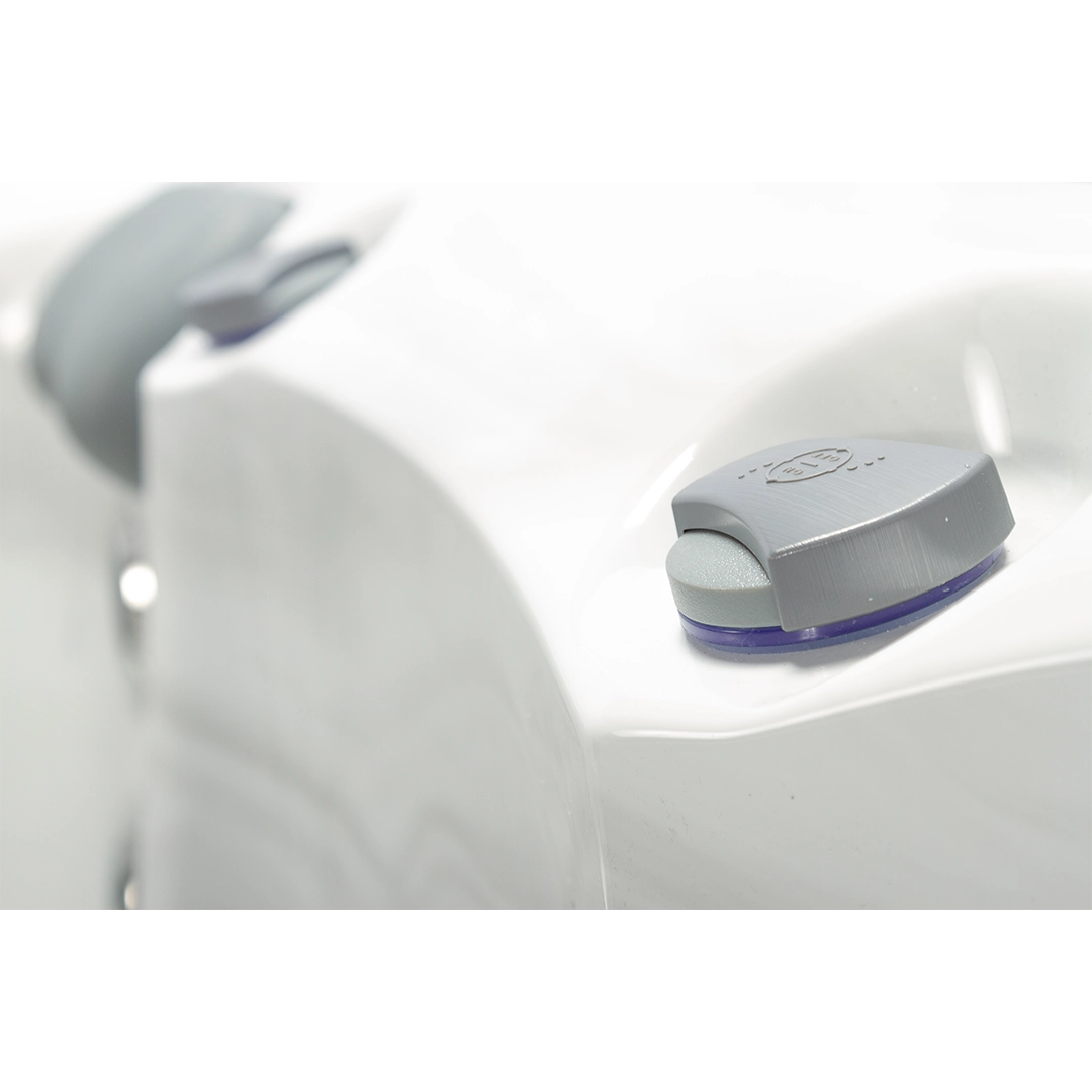 553-LC hot tub - view 240