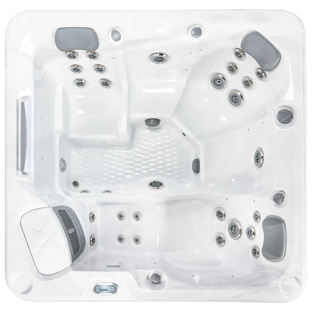 553-LC spa in garden setting