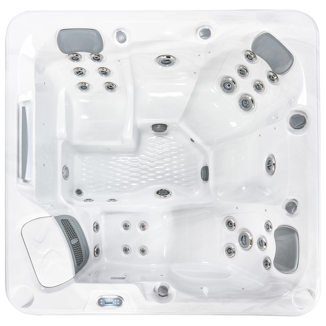 553-LC spa in garden setting