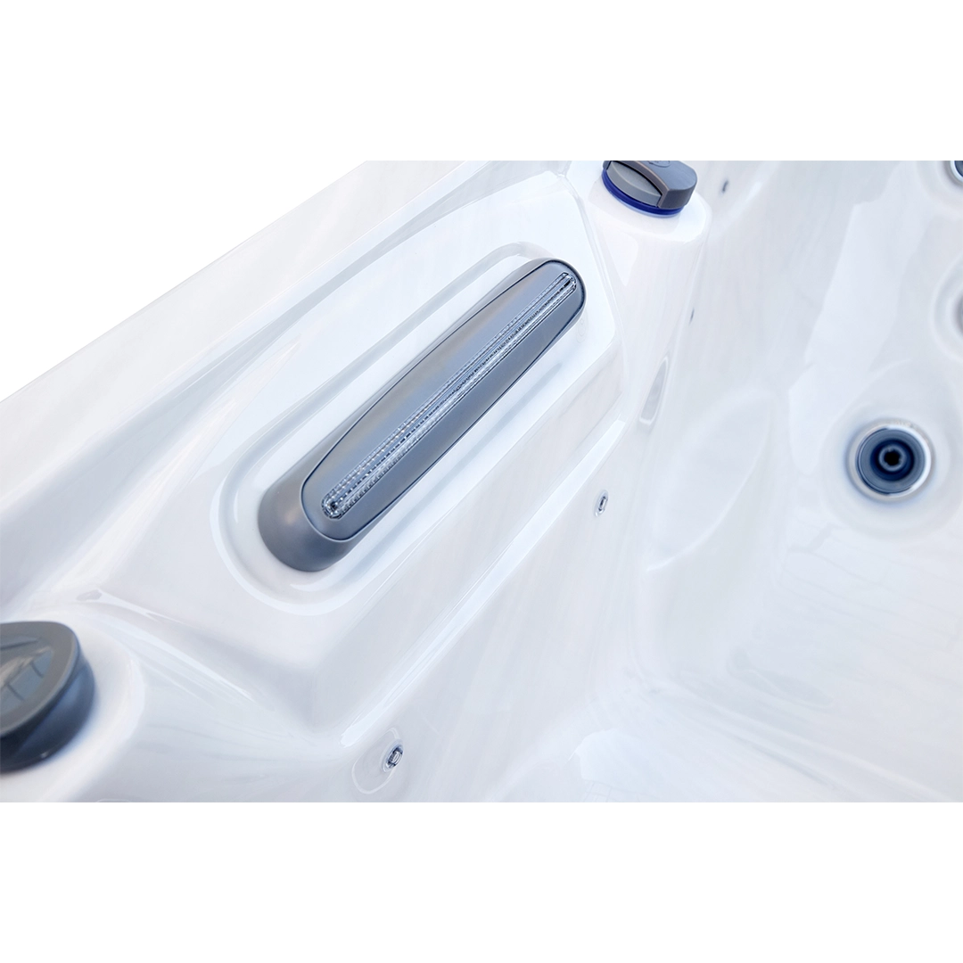 561-L hydrotherapy spa details