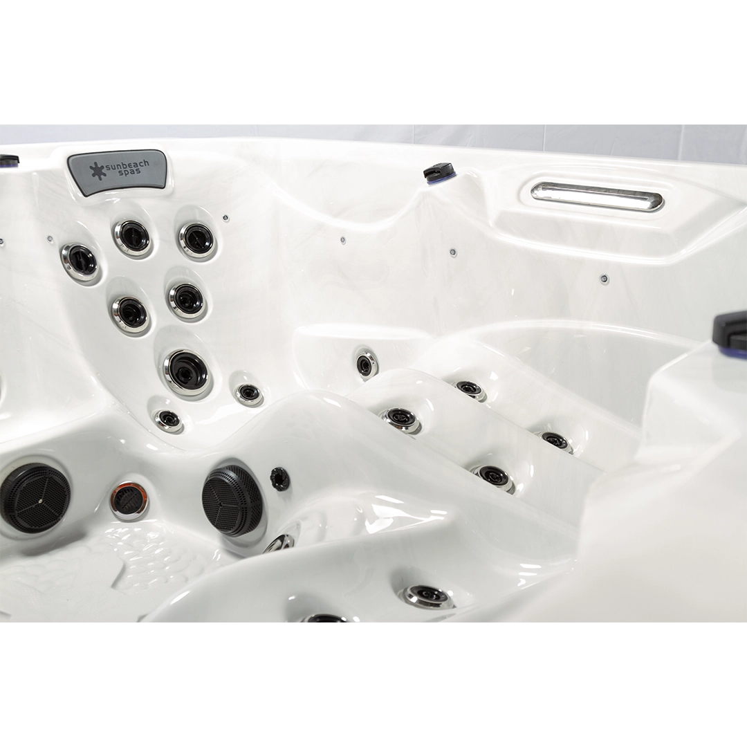 942-DL Hot Tubs features and jets