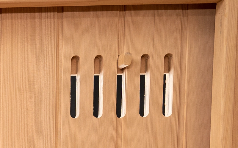 Adjustable airflow vent